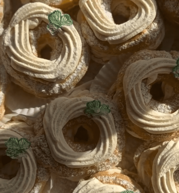 Half a Dozen Baileys Irish Cream Zeppole's